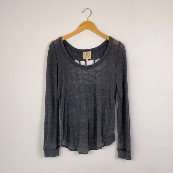 Chaser Scoop Neck Sweater with Woven Lattice Open Back Gray Small - Picture 3 of 6